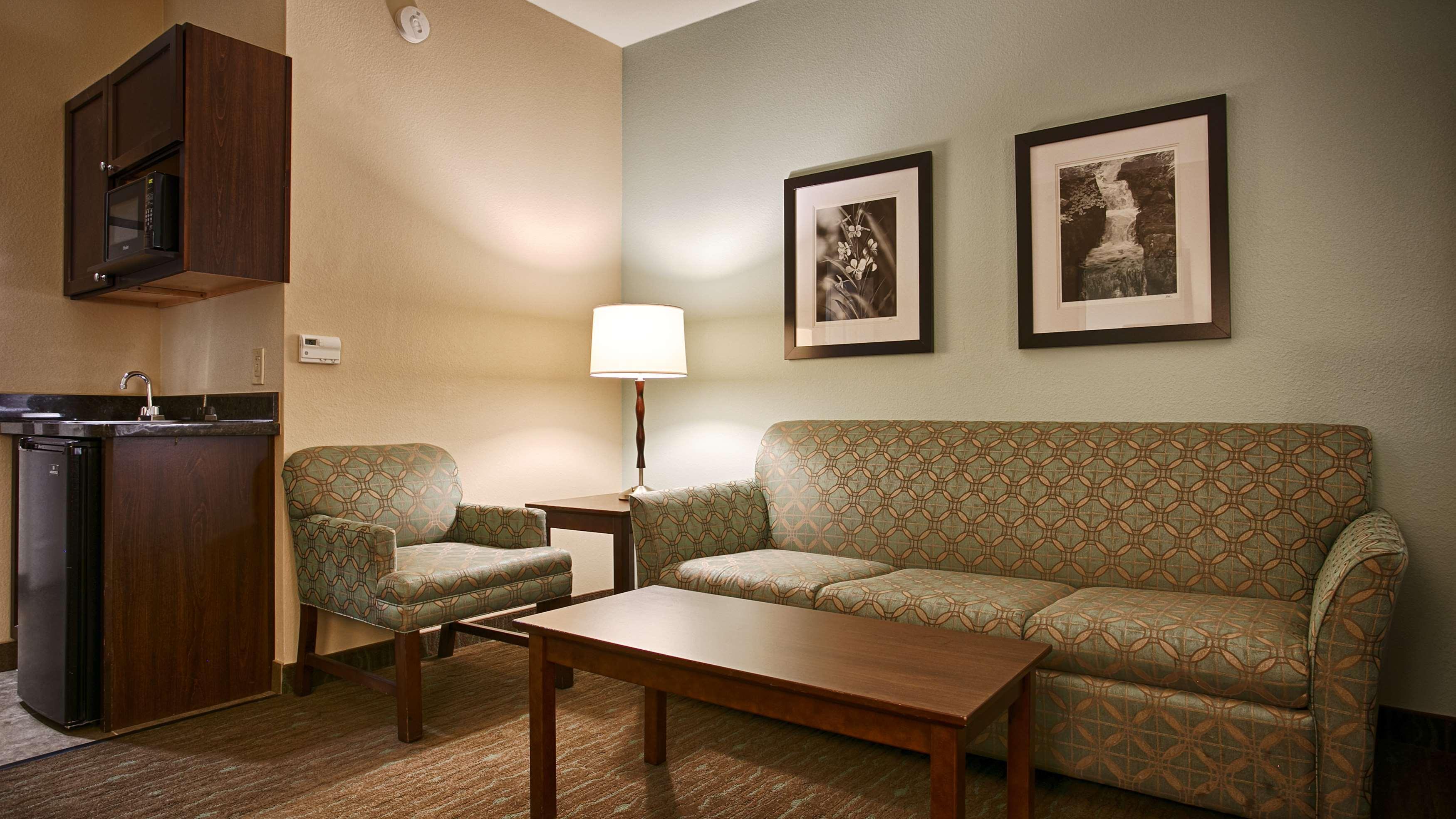Hotel Western And 3*